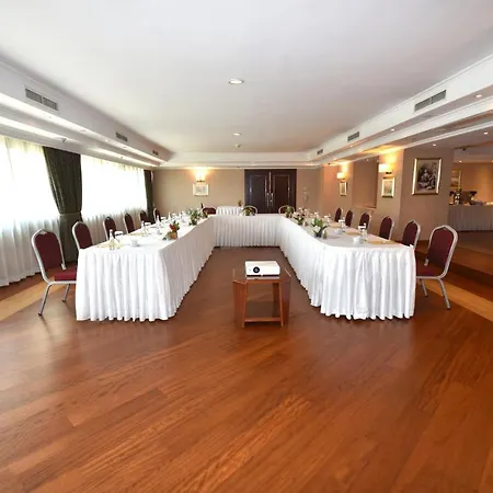 فندق باي خانلي بارك فندق 4*